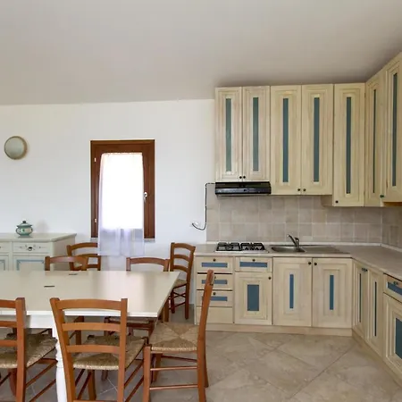 Tatil Evi House And Apts. In 23177 *